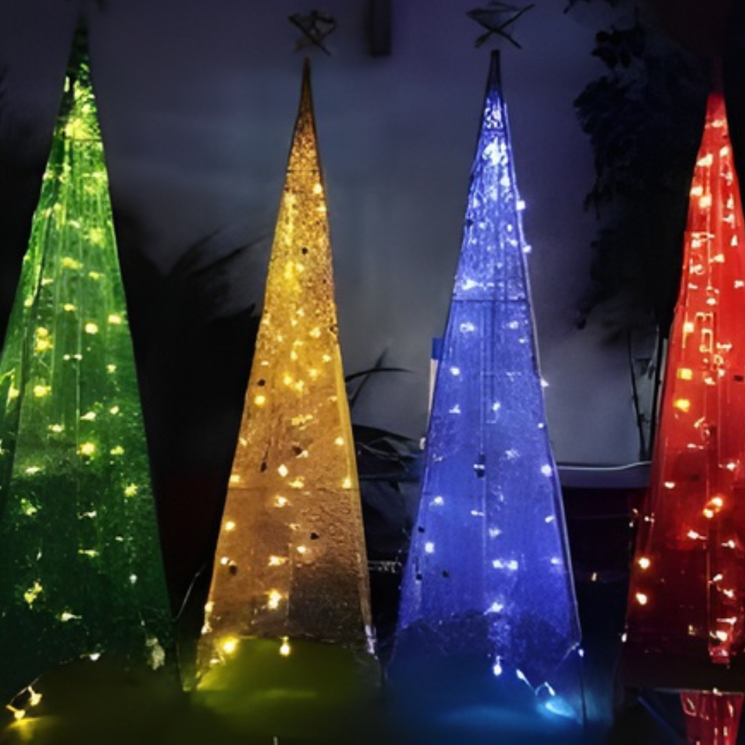 ÁRBOL NAVIDEÑO PIRAMIDAL DE 4 LADOS CON LUCES