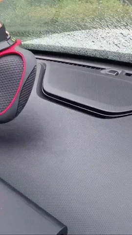 🛡️ Alfombrilla Antideslizante para Auto con Soporte Giratorio 360°